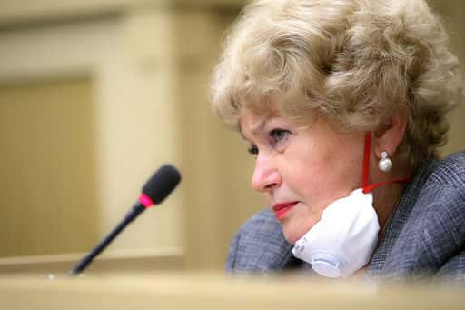 Senator Narusova opposed the ban on content about childfree and radical feminism