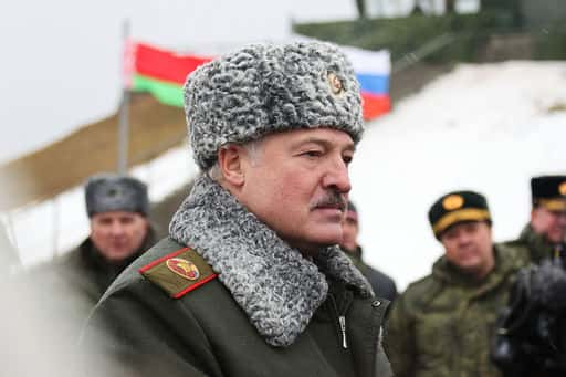 Presidente eterno Lukashenko ha spiegato perché sta mantenendo il potere