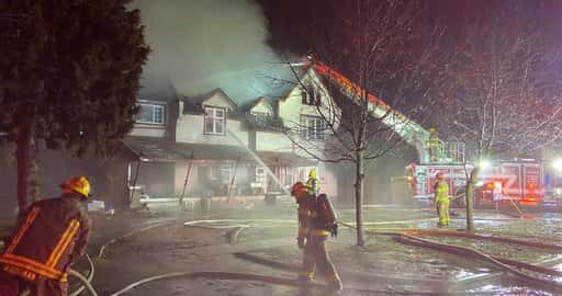 Canadá - 3 muertos después del incendio de una casa de huéspedes en Wallaceburg, Ontario.