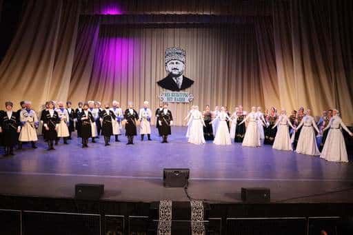 Chechens and Cossacks danced on the same stage