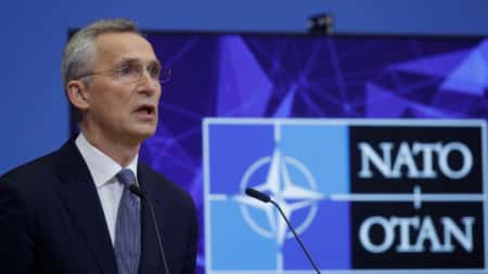 NATO: Расея можа стварыць нагоду для нападу на Украіну