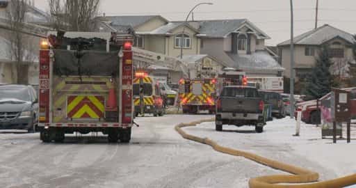 Canada - 1 persoană a murit într-un incendiu de dimineață din sud-estul orașului Calgary