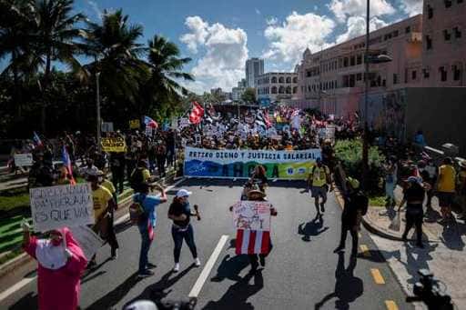 „Už majú dosť“: Robotníci v Portoriku vychádzajú do ulíc