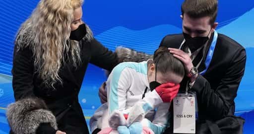 Kanada - Vodja olimpijskih iger kritizira spremstvo Kamile Valieve, nudi sočutje ruskemu drsalcu