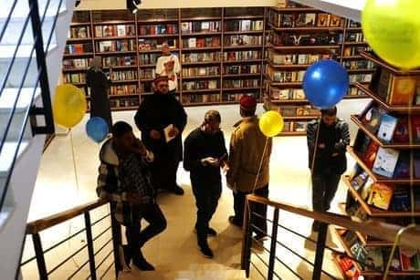 L'iconica libreria di Gaza riapre, mesi dopo lo sciopero israeliano