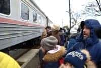 Русия - Първият влак с бежанци от Донбас тръгна за Воронежска област