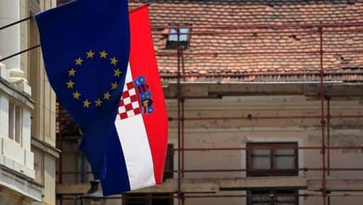 Croatian prime minister compares president to 'drunkard in a tavern'