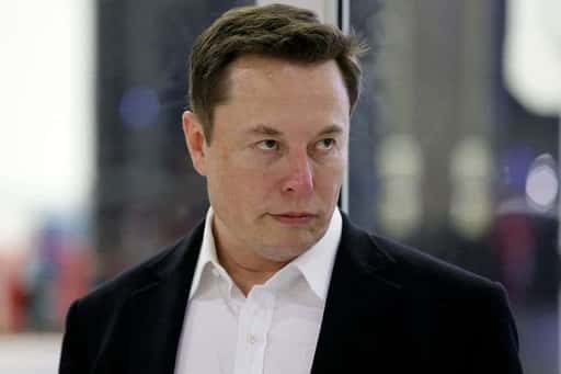 أصبحت هوية عاشق Elon Musk الجديد معروفة