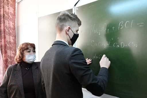 Rusija - Več kot polovica učiteljev nima časa za delo z zaostajami učenci