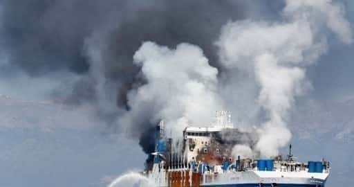 Nous avons vu la mort devant nous: les passagers racontent l'épreuve d'incendie du ferry Grèce-Italie