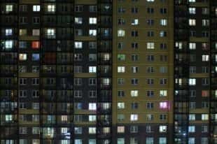 Rusi predbehli stavebné firmy v uvádzaní bývania do prevádzky