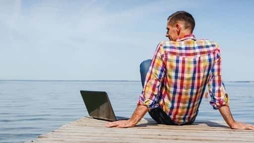 90% of entrepreneurs have tried working remotely while traveling