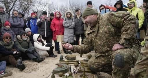 Putin reconhece independência de regiões separatistas da Ucrânia