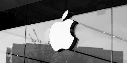 Apple безбожно добре управляється, багато хто проміняє руку на iPhone, - керівник Berkshire Hathaway вражений результатами компанії