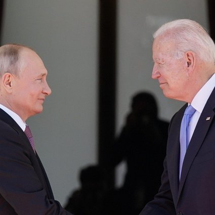 Biden stimmt Ukraine-Gipfel grundsätzlich mit Russlands Putin zu