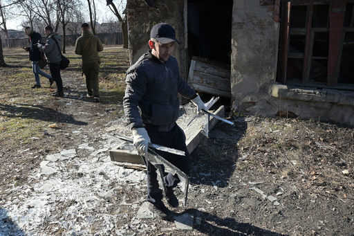 Un obus ukrainien a détruit un point de contrôle frontalier russe. Que se passe-t-il dans le Donbass