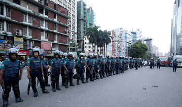 Полицията на Бангладеш обединява усилията си с Meta, TikTok, за да предотврати самоубийствата