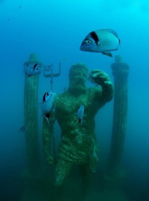 Esculturas em museu subaquático vítimas de negligência