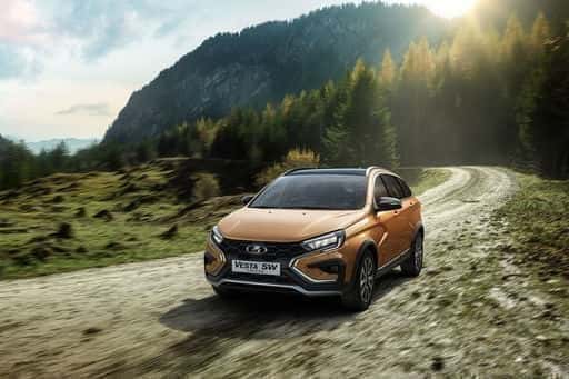 AvtoVAZ zeigte zum ersten Mal den aktualisierten Lada Vesta