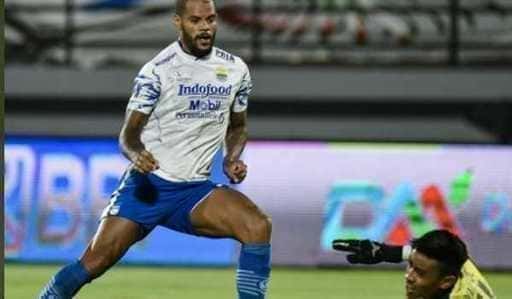 Snelle goals van Da Silva en Zalnando leiden tot overwinning Persib