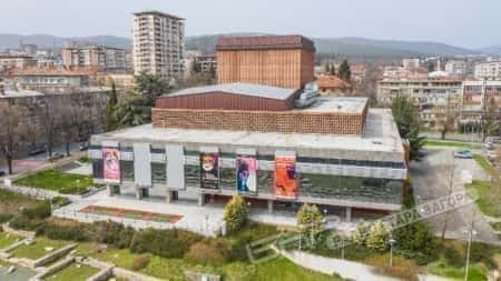 De Staatsopera in Stara Zagora met een educatief initiatief voor kinderen met SEN Wij zijn muzikanten