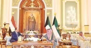 Kuwait - Amir discute relações com presidente egípcio