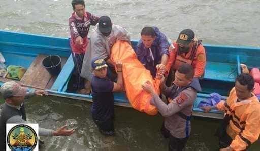 Longboat tonący w wodach Archipelagu Sula, 1 osoba nie żyje