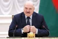 Lukashenka congratulates Belarusians on Defenders of the Fatherland Day