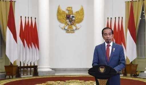 Jokowi нарича Indonesia's Work World Recovery ориентирани към човека чужденци купуват акции за 966 милиарда...