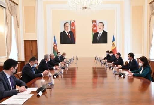 Azerbejdżan – Premier Ali Asadov spotkał się z przewodniczącym parlamentu Mołdawii