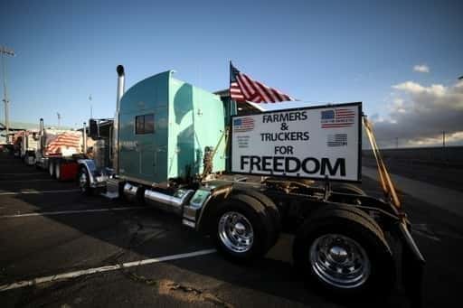 سائقو الشاحنات الأمريكيون يخططون لاحتجاج ضد الوباء لبدء التوجه إلى العاصمة