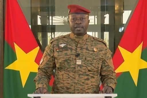 Назначенная военными комиссия Буркина-Фасо поддерживает «30-месячный переходный период»