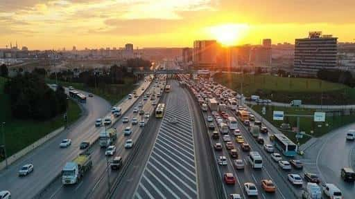 Istanbul femte stad i världen med högst trafiktäthet