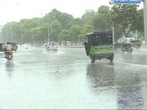 Пакистан - Дождь хлещет по разным частям страны; продолжение в субботу
