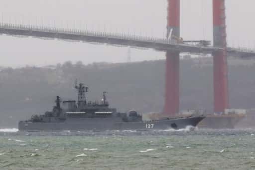 Турска каже да не може да спречи руске ратне бродове да приступе Црном мору