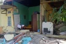 Dva mrtva v potresu z magnitudo 6,2, ki je prizadel indonezijsko Sumatro