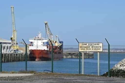 Frankrike beslagtar ett lastfartyg som drabbats av amerikanska sanktioner mot Ryssland