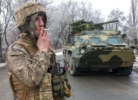 Conflito na Ucrânia pode durar 'número de anos', alerta Reino Unido
