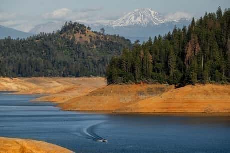 Citando a seca, os EUA não darão água aos agricultores da Califórnia