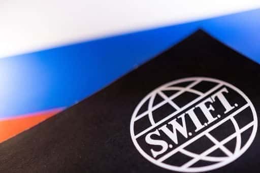 De EU stemde ermee in om een ​​aantal Russische banken los te koppelen van SWIFT