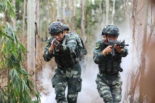 Kitajska razmišlja o vojaškem scenariju na Tajvanu