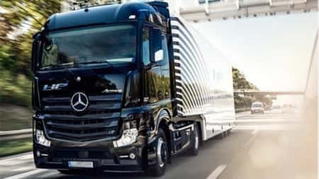 Daimler zawiesza spółkę joint venture z firmą Kamaz w zakresie produkcji ciężarówek