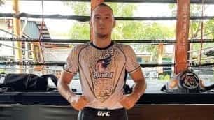 Damir Ismagulov, UFC'de yaklaşan bir kavgaya işaret etti