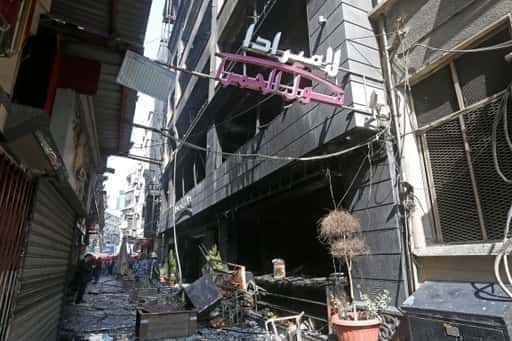В сирийской столице произошел пожар в торговом центре, погибли 11 человек.