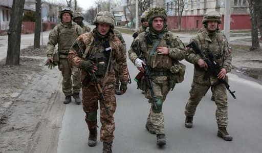 Bielorusko presúva viac vojakov na ukrajinskú hranicu