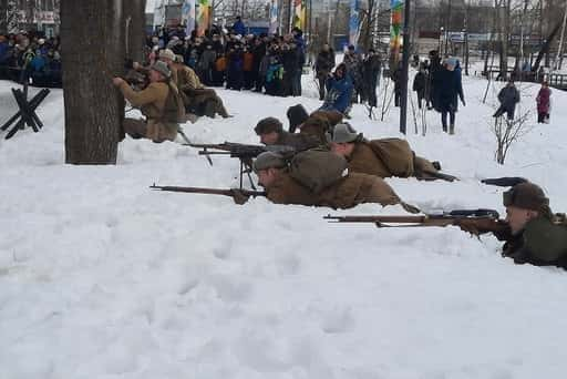 Russia - Il parco di Nizhny Novgorod è diventato un teatro di guerra