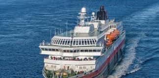 Škandal Corona na križarjenju Hurtigruten na Norveškem