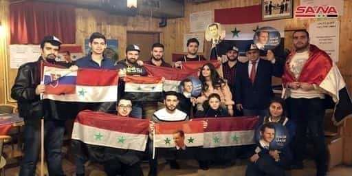Syrische studenten in Slowakije herbevestigen hun vastberaden standpunt ter ondersteuning van het moederland