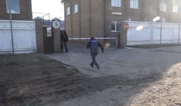 Britansko novinarsko ekipo je v Ukrajini ustrelil ruski 'odred smrti'