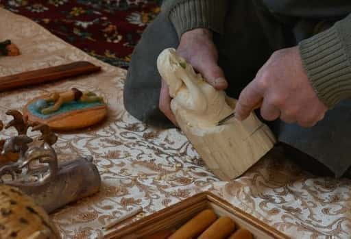 Azerbaijão - Veterinário de escultura em madeira de Gusar FOTO PHOTO